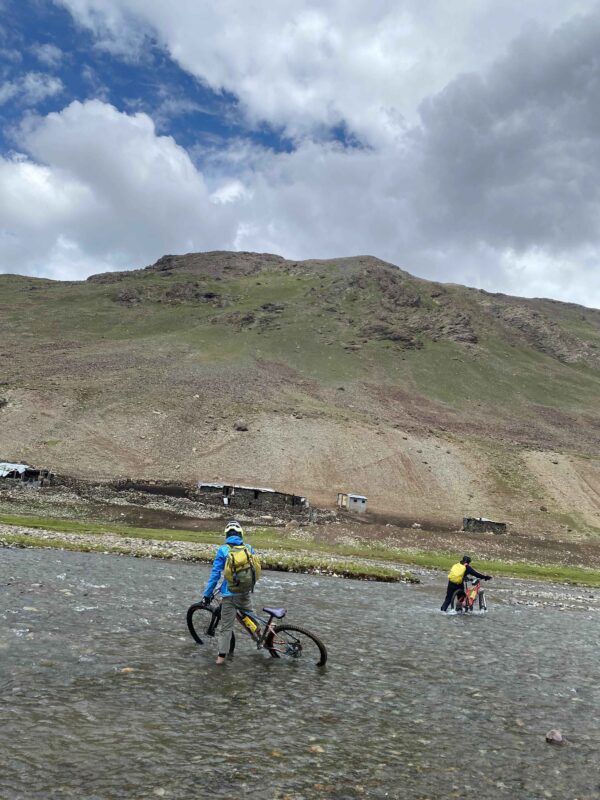 Indus riverside loop